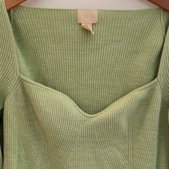 NEW NEVER WORN! NO LONGER ON H&M CA SITE! Rib-knit sweater w/ sweetheart neck - Picture 4 of 10